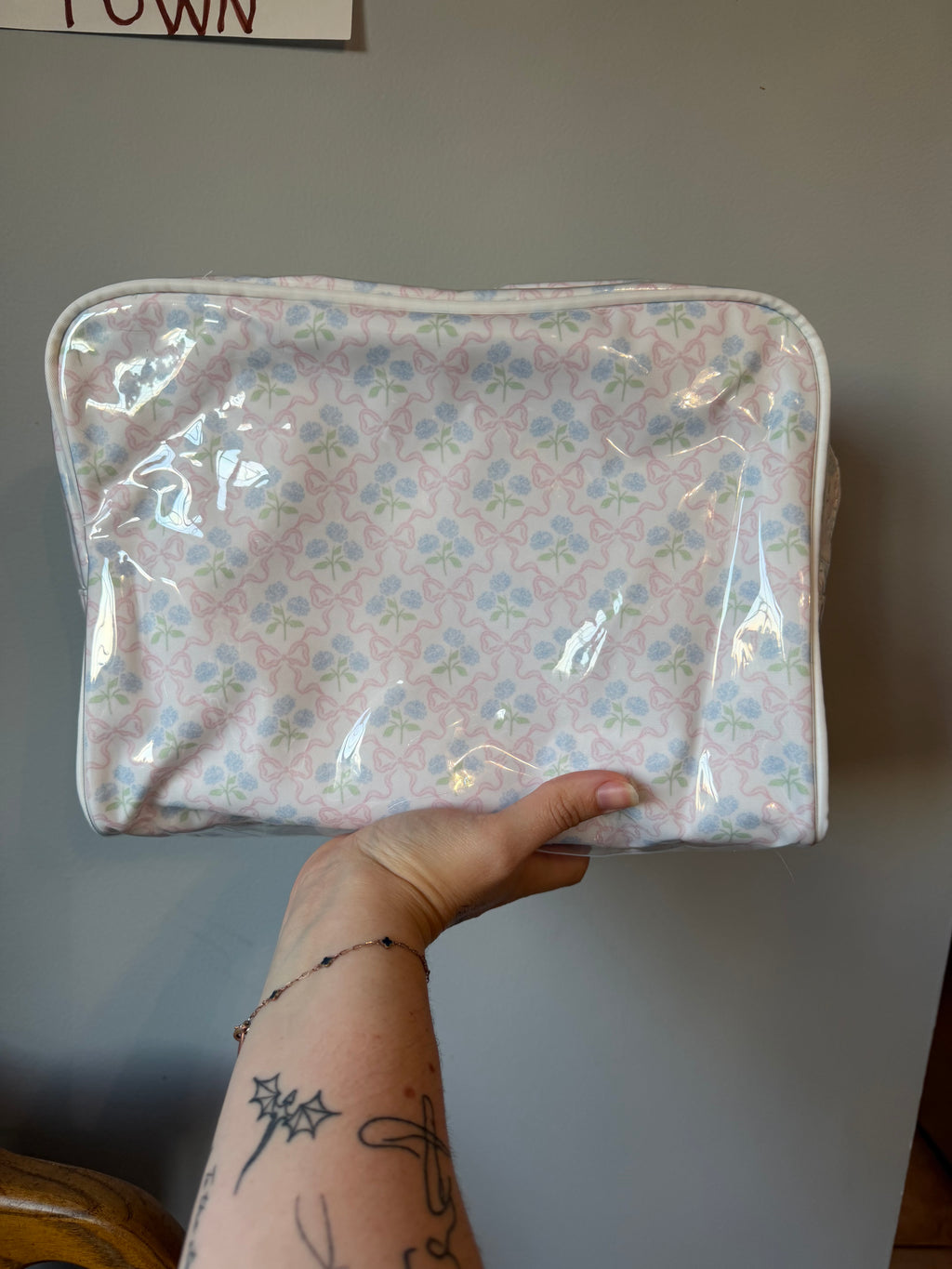 Large Wipeable Zipper Pouches