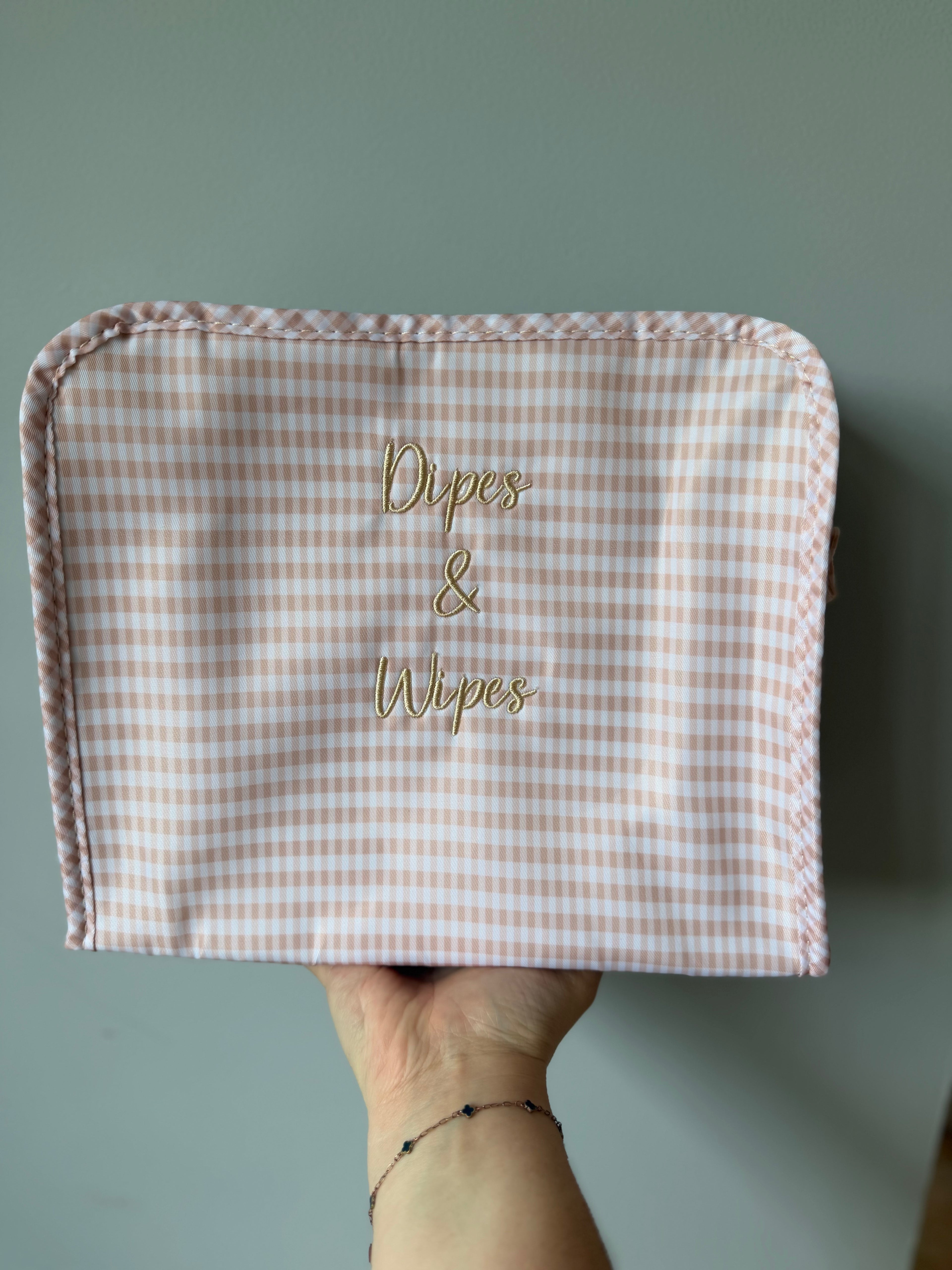 The Nik Pouch